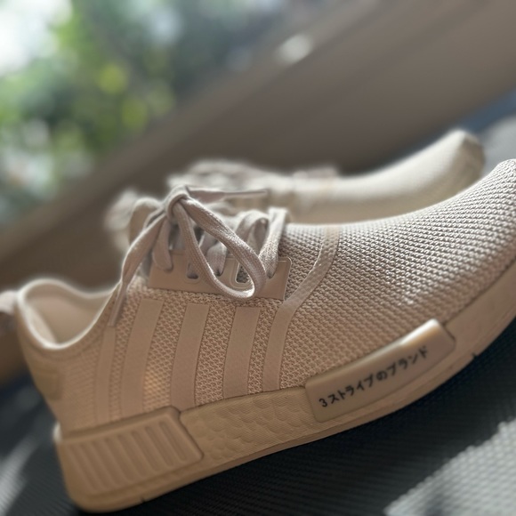 Women's adidas Originals NMD_R1 Casual Shoes - Picture 5 of 6